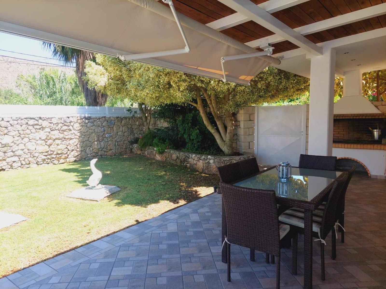 Villa Campos- Less Than 5-Min Walk To Kalivaki Beach Georgioupoli Bagian luar foto