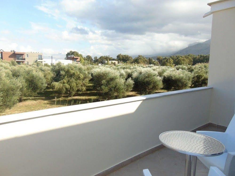 Villa Campos- Less Than 5-Min Walk To Kalivaki Beach Georgioupoli Bagian luar foto