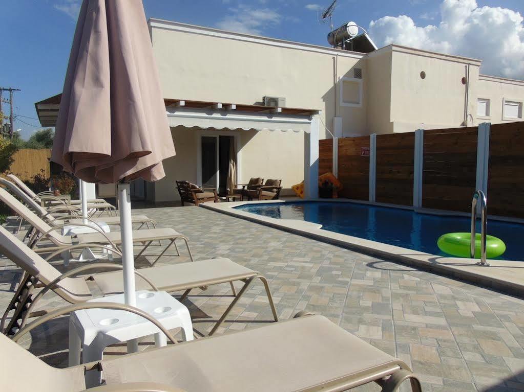 Villa Campos- Less Than 5-Min Walk To Kalivaki Beach Georgioupoli Bagian luar foto