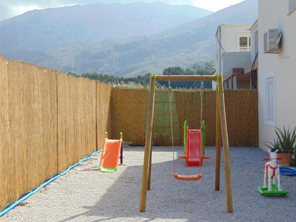 Villa Campos- Less Than 5-Min Walk To Kalivaki Beach Georgioupoli Bagian luar foto