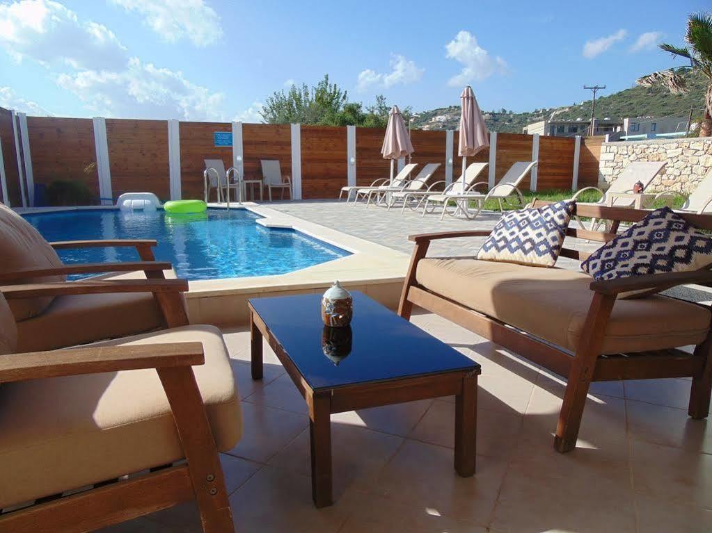 Villa Campos- Less Than 5-Min Walk To Kalivaki Beach Georgioupoli Bagian luar foto