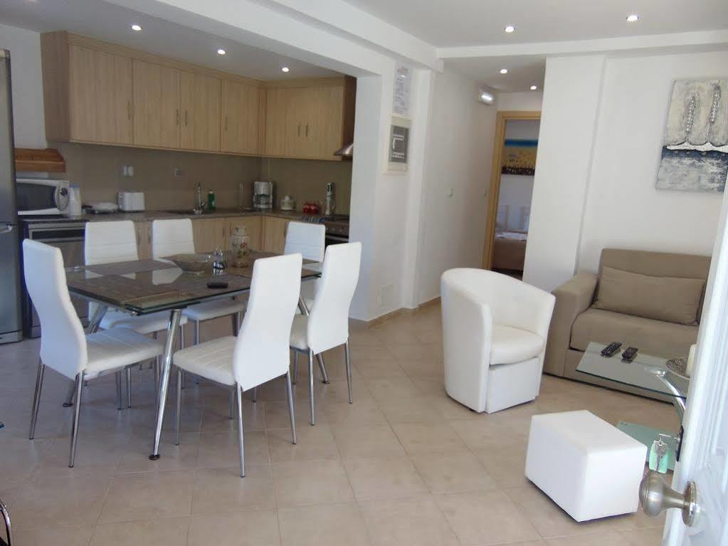 Villa Campos- Less Than 5-Min Walk To Kalivaki Beach Georgioupoli Bagian luar foto
