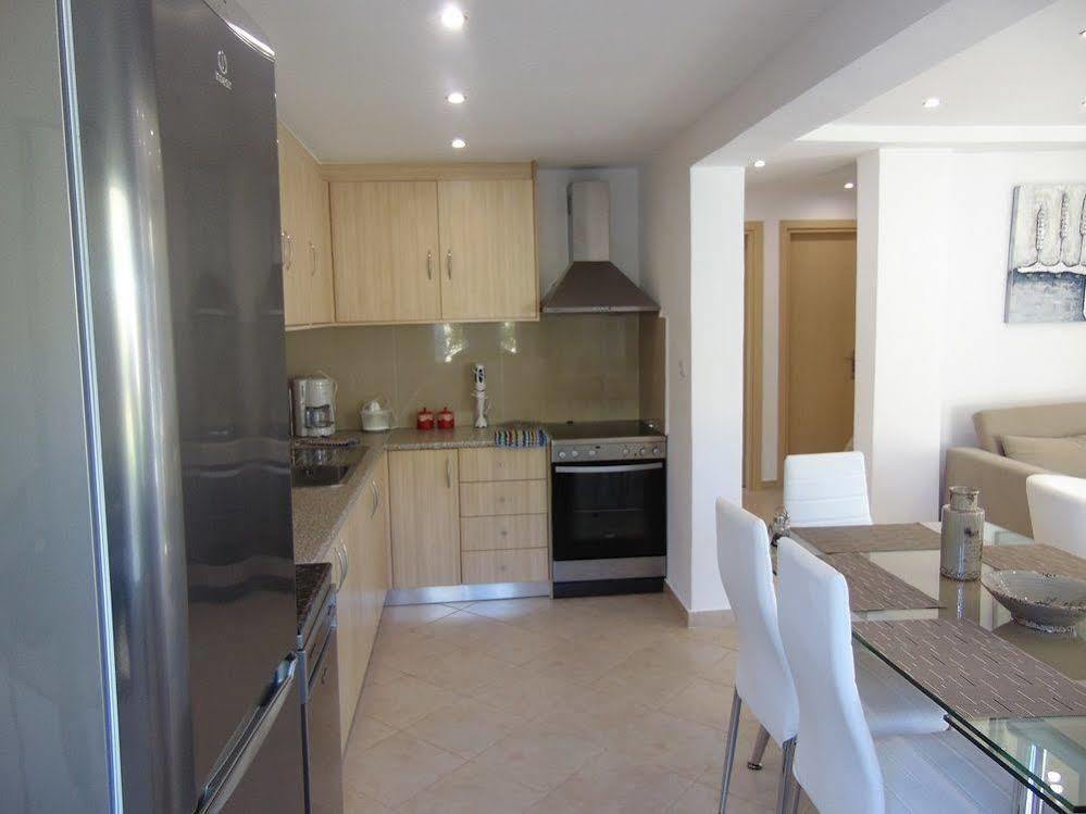 Villa Campos- Less Than 5-Min Walk To Kalivaki Beach Georgioupoli Bagian luar foto