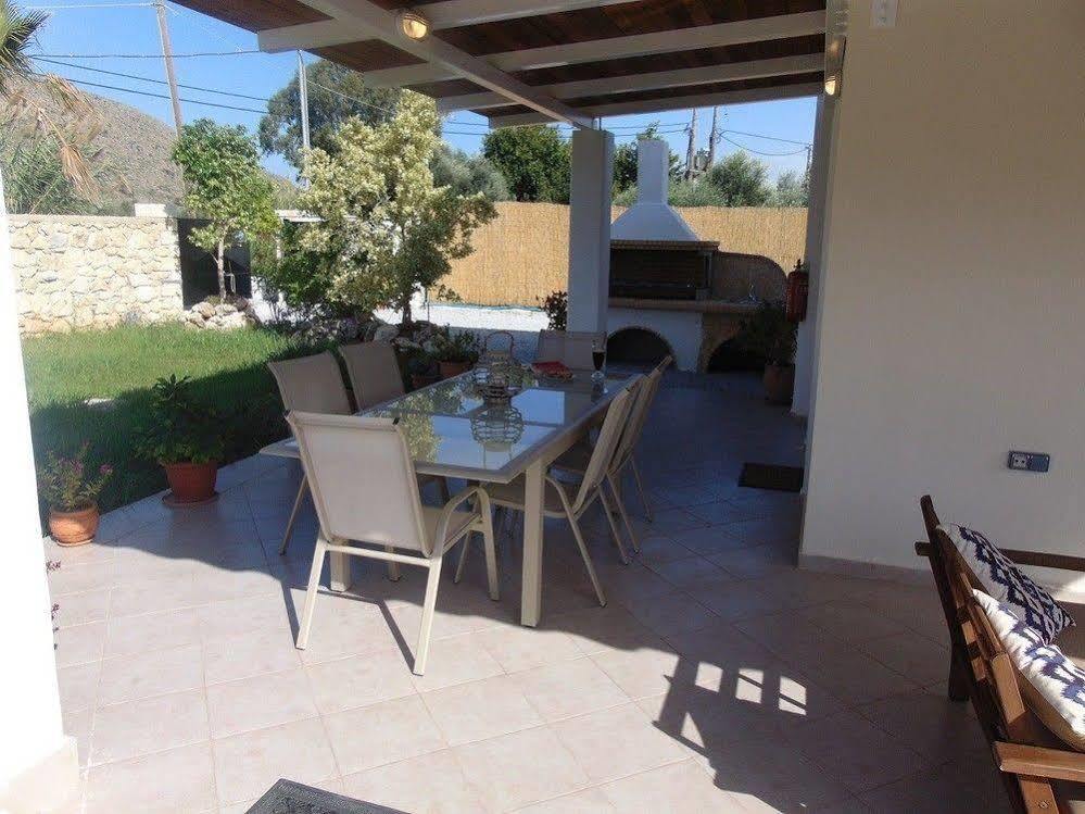 Villa Campos- Less Than 5-Min Walk To Kalivaki Beach Georgioupoli Bagian luar foto